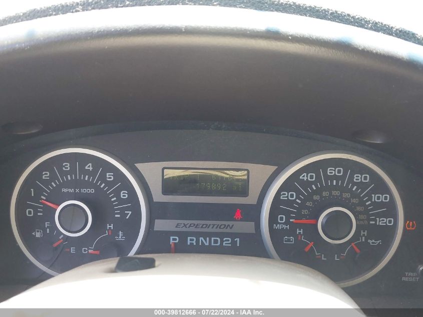 2005 Ford Expedition Eddie Bauer/King Ranch VIN: 1FMFU18545LA93496 Lot: 39812666