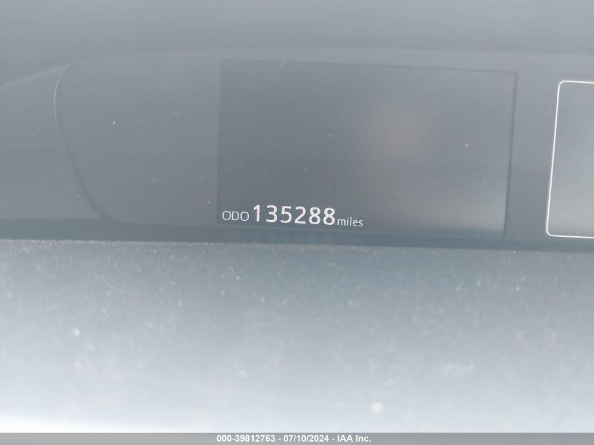 2018 Toyota Prius Three VIN: JTDKARFUXJ3056290 Lot: 39812763