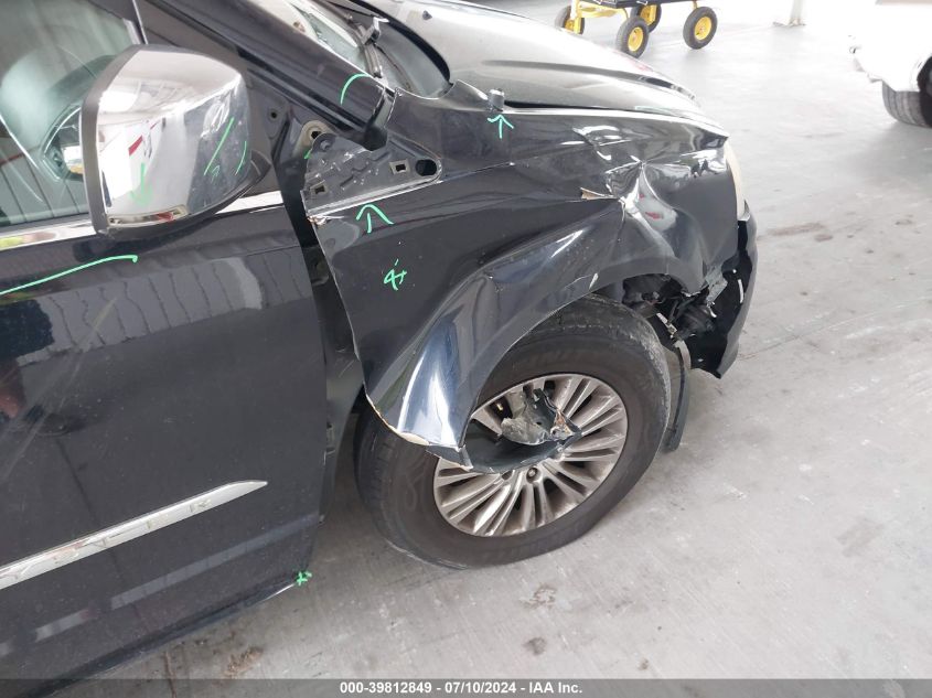 2011 Chrysler Town & Country Limited VIN: 2A4RR6DG5BR625004 Lot: 39812849