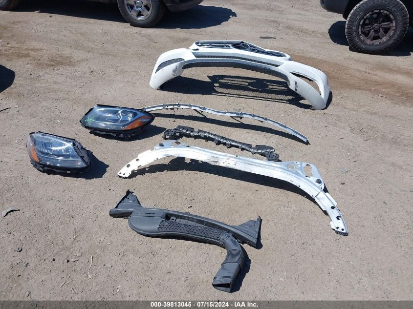 2017 Mercedes-Benz C 300 Luxury/Sport VIN: 55SWF4JB9HU196435 Lot: 39813045