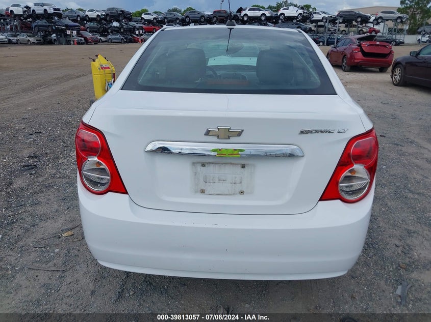 2016 Chevrolet Sonic Lt Auto VIN: 1G1JC5SH6G4137385 Lot: 39813057