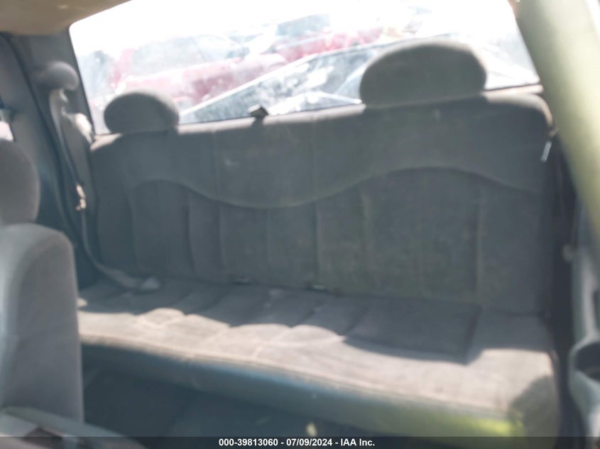 2002 Chevrolet Silverado C1500 VIN: 2GCEC19VX21329040 Lot: 39813060