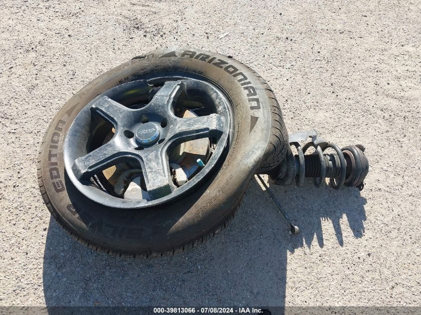 2018 Jeep Cherokee Latitude VIN: 1C4PJLCB7JD563101 Lot: 39813066