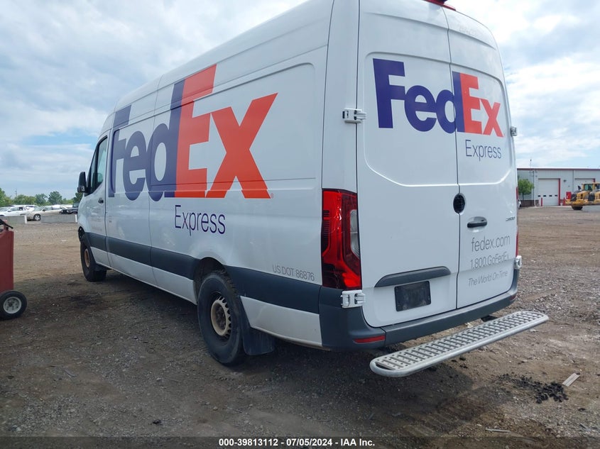 2019 Mercedes-Benz Sprinter 2500 High Roof V6 VIN: WD3PF1CD8KP068021 Lot: 39813112