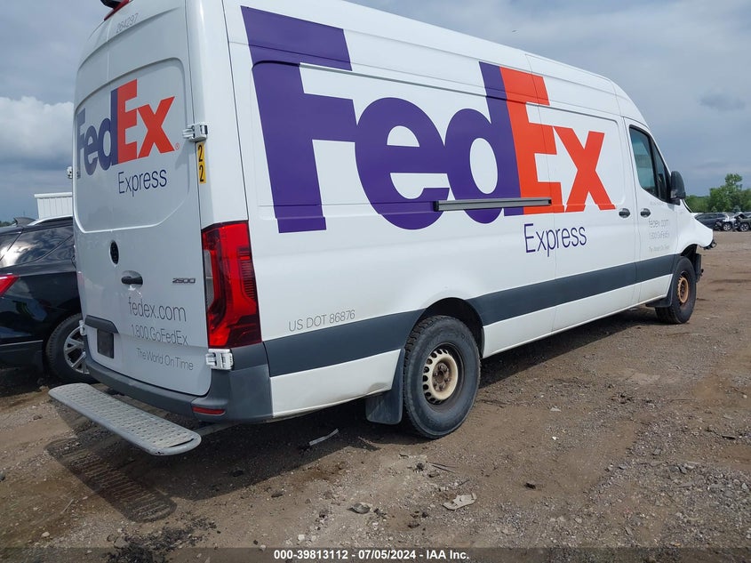 2019 Mercedes-Benz Sprinter 2500 High Roof V6 VIN: WD3PF1CD8KP068021 Lot: 39813112