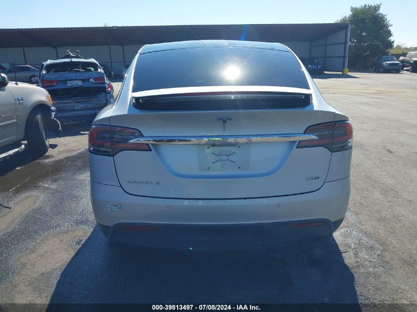 2016 Tesla Model X VIN: 5YJXCAE21GF033123 Lot: 39813497