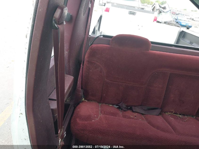 1995 Chevrolet Gmt-400 K1500 VIN: 1GCEK19K5SE207757 Lot: 39813552