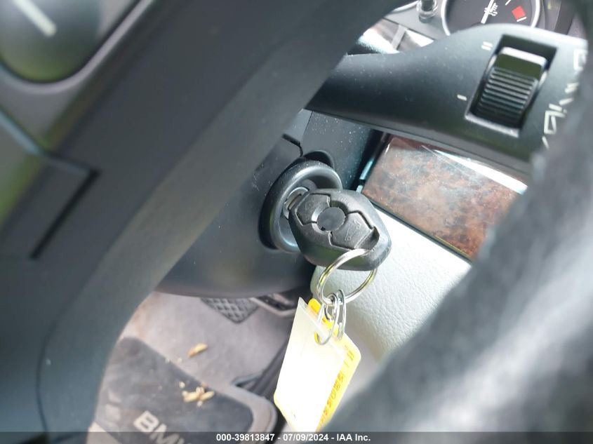 2004 BMW 330I VIN: WBAEV53434KM34200 Lot: 39813847