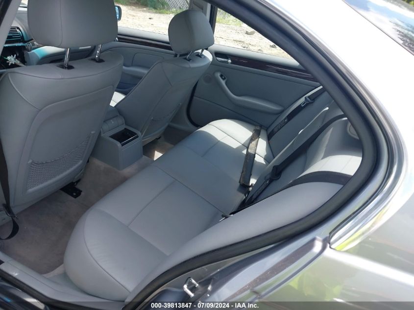 2004 BMW 330I VIN: WBAEV53434KM34200 Lot: 39813847