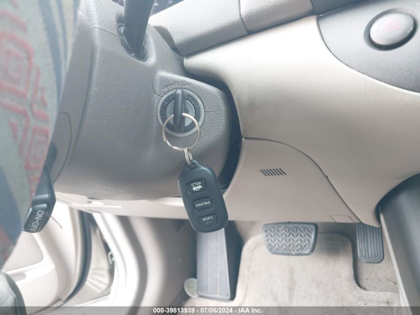 2005 Toyota Camry Le VIN: 4T1BE32K05U083208 Lot: 39813939