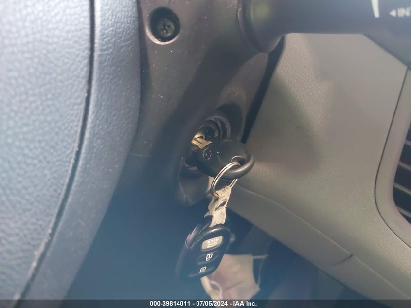 2013 Hyundai Elantra Gls VIN: KMHDH4AE0DU869042 Lot: 39814011