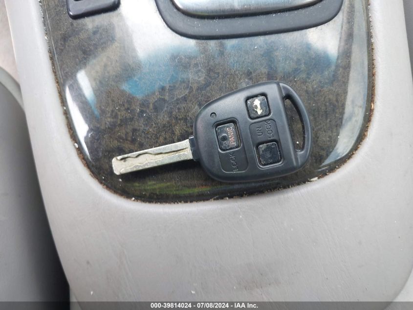 2004 Lexus Es 330 VIN: JTHBA30G845035039 Lot: 39814024