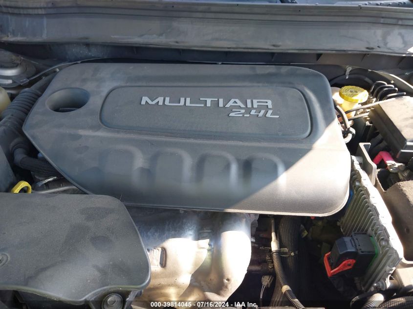 2015 Jeep Cherokee Latitude VIN: 1C4PJMCB3FW564392 Lot: 39814045