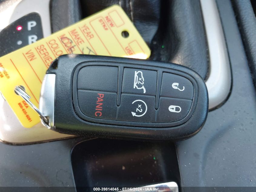 2015 Jeep Cherokee Latitude VIN: 1C4PJMCB3FW564392 Lot: 39814045