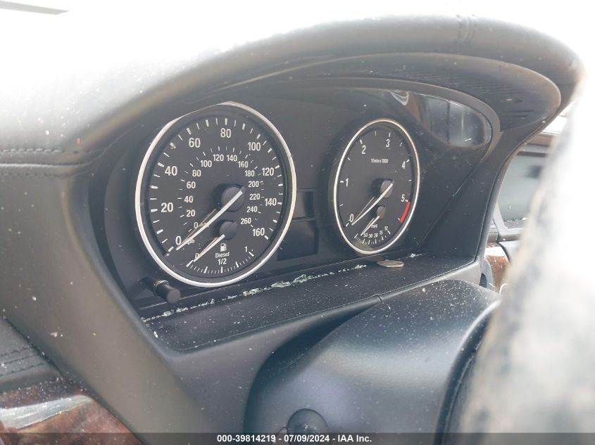 2011 BMW X5 xDrive35D VIN: 5UXZW0C53BL663043 Lot: 39814219