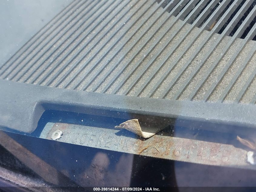 1988 Chevrolet Gmt-400 K2500 VIN: 1GCFK24K0JZ161425 Lot: 39814244