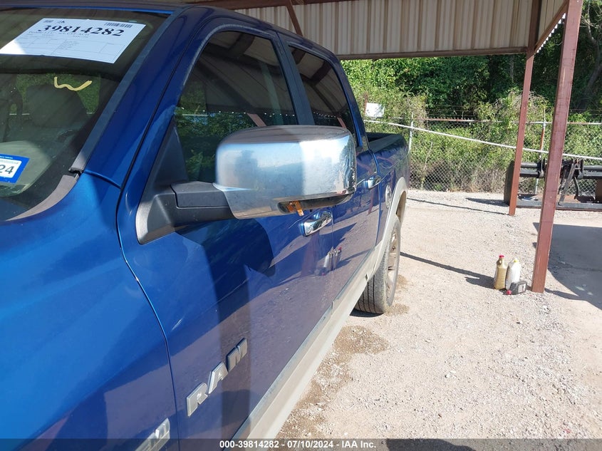2009 Dodge Ram 1500 Laramie VIN: 1D3HB13T99S701055 Lot: 39814282