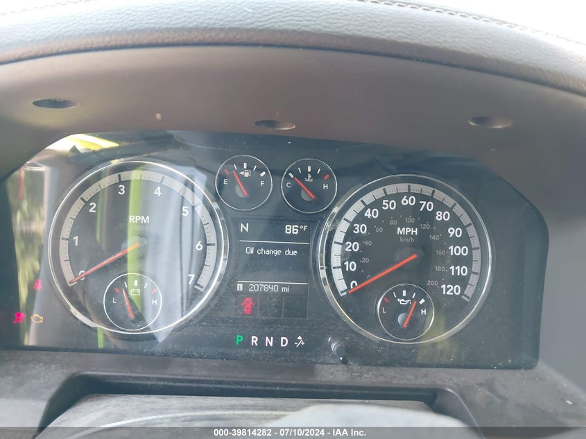 2009 Dodge Ram 1500 Laramie VIN: 1D3HB13T99S701055 Lot: 39814282