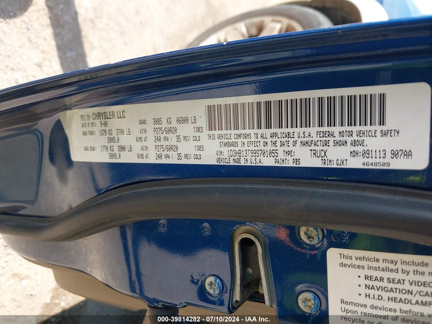 2009 Dodge Ram 1500 Laramie VIN: 1D3HB13T99S701055 Lot: 39814282