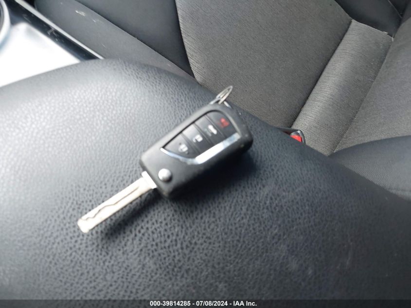 2020 TOYOTA CAMRY LE - 4T1C11AK5LU923700