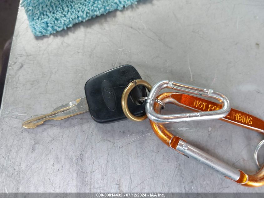 2000 Ford Ranger Xl/Xlt VIN: 1FTYR14V0YTA11353 Lot: 39814432