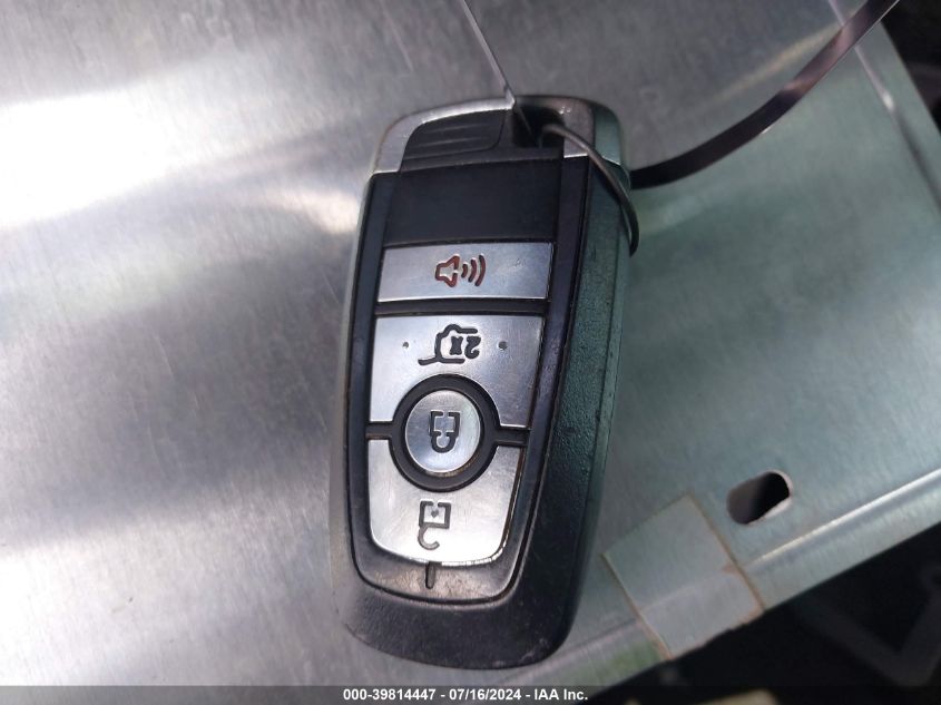 2019 Ford Expedition Xlt VIN: 1FMJU1HTXKEA16205 Lot: 39814447