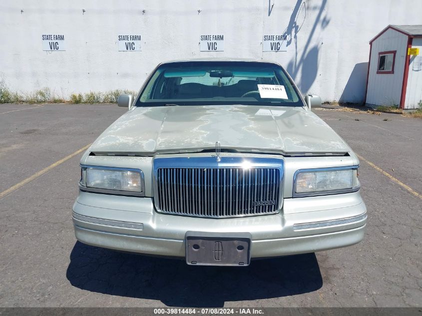 1997 Lincoln Town Car Executive VIN: 1LNLM81W9VY650548 Lot: 39814484