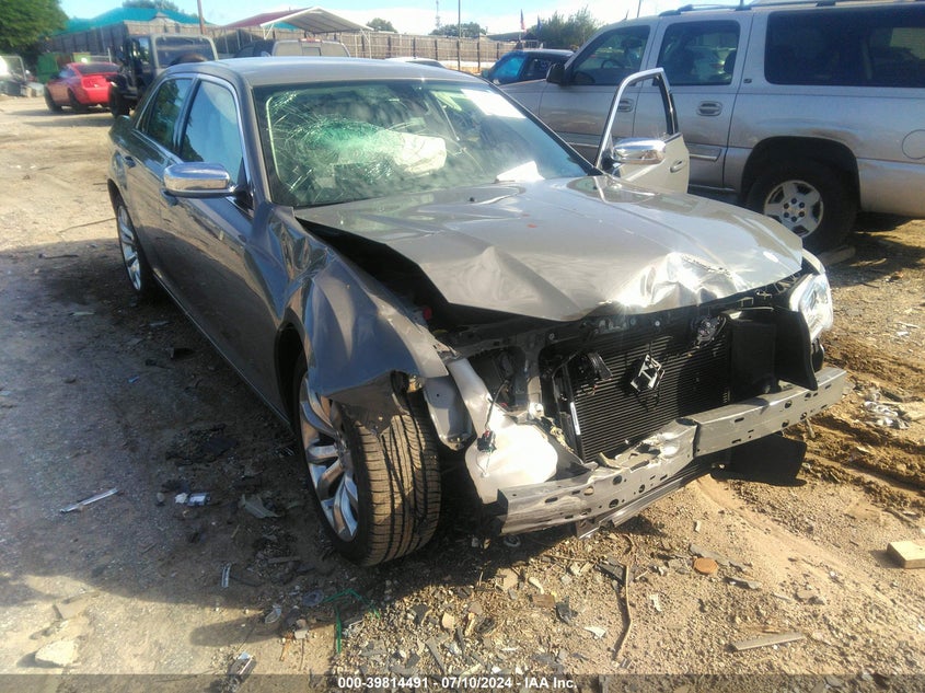 2019 Chrysler 300 Touring VIN: 2C3CCAAG4KH590194 Lot: 39814491