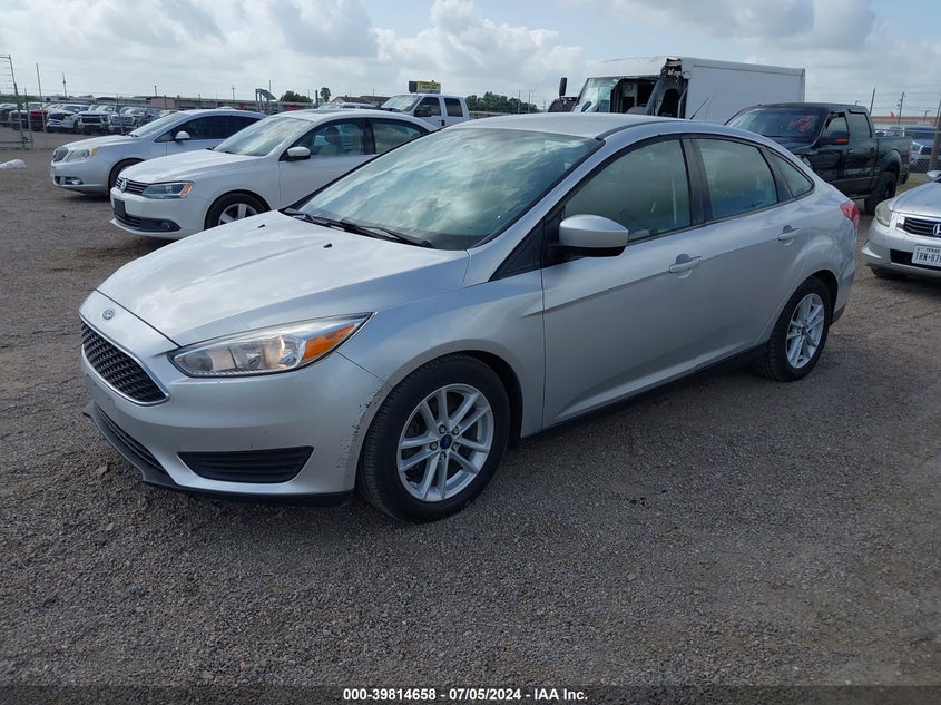 2018 Ford Focus Se VIN: 1FADP3FE3JL246399 Lot: 39814658