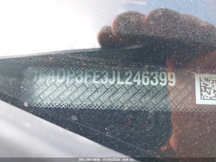 2018 Ford Focus Se VIN: 1FADP3FE3JL246399 Lot: 39814658