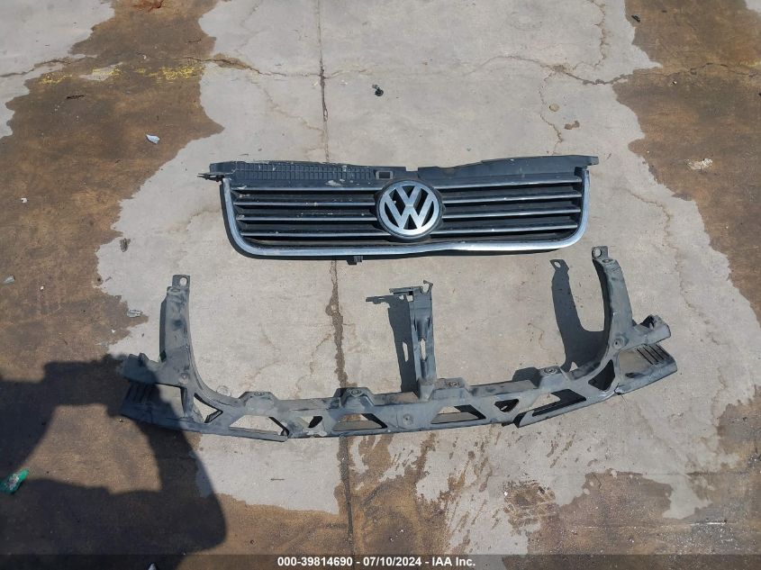 2004 Volkswagen Passat Gls VIN: WVWVD63B44E125568 Lot: 39814690