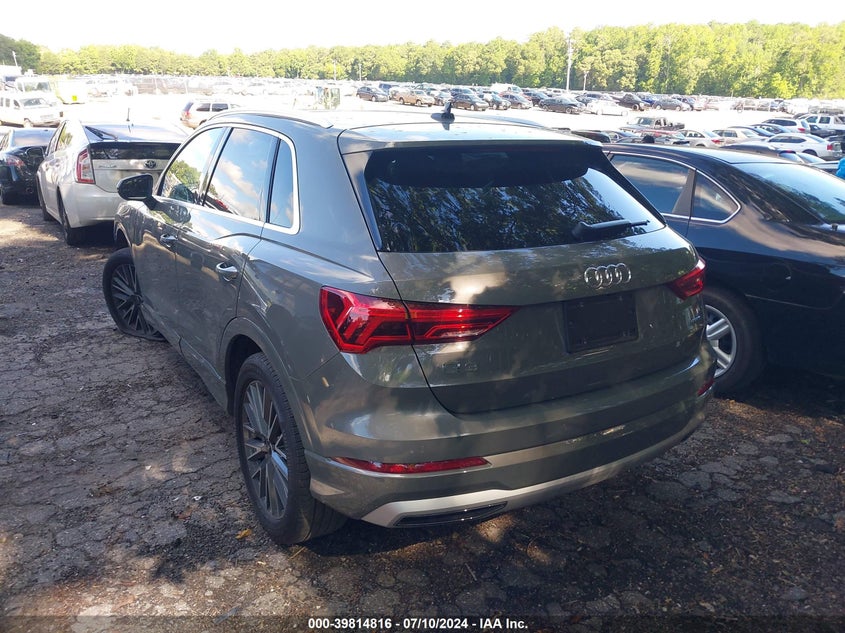 2021 Audi Q3 Premium 40 VIN: WA1AUCF32M1069052 Lot: 39814816