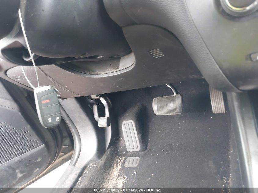 2017 Dodge Journey Se VIN: 3C4PDCAB2HT568463 Lot: 39814832