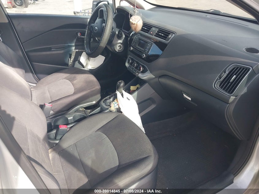 2016 KIA RIO LX - KNADM4A3XG6660735