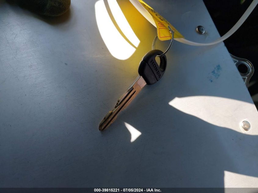 2000 Honda Cr-V Ex VIN: JHLRD1868YC026353 Lot: 39815221