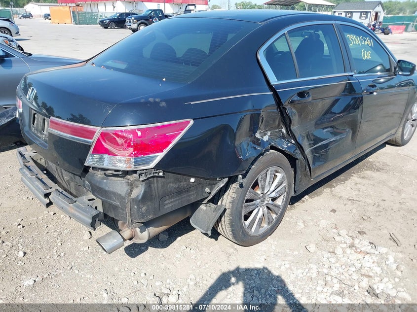 2011 Honda Accord 2.4 Ex VIN: 1HGCP2F78BA024621 Lot: 39815281