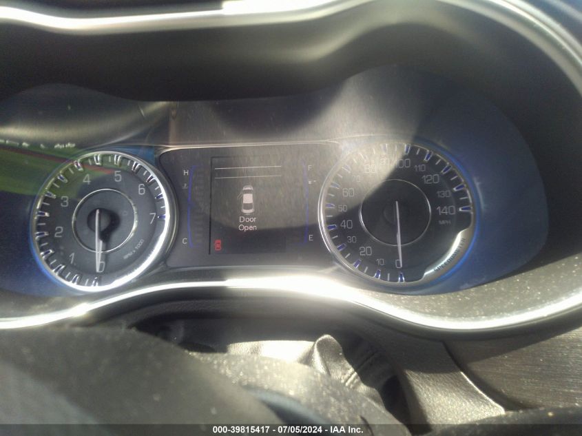 2015 Chrysler 200 Limited VIN: 1C3CCCAB1FN721823 Lot: 41221544