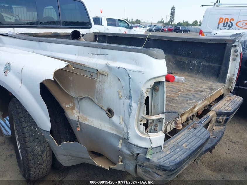 2002 Ford F-350 Lariat/Xl/Xlt VIN: 1FTWW32FX2EB18638 Lot: 39815426