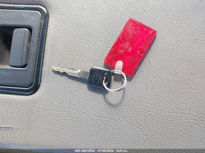 2001 Ford F-250 Super Duty VIN: 1FTNX21S51EC76188 Lot: 39815583