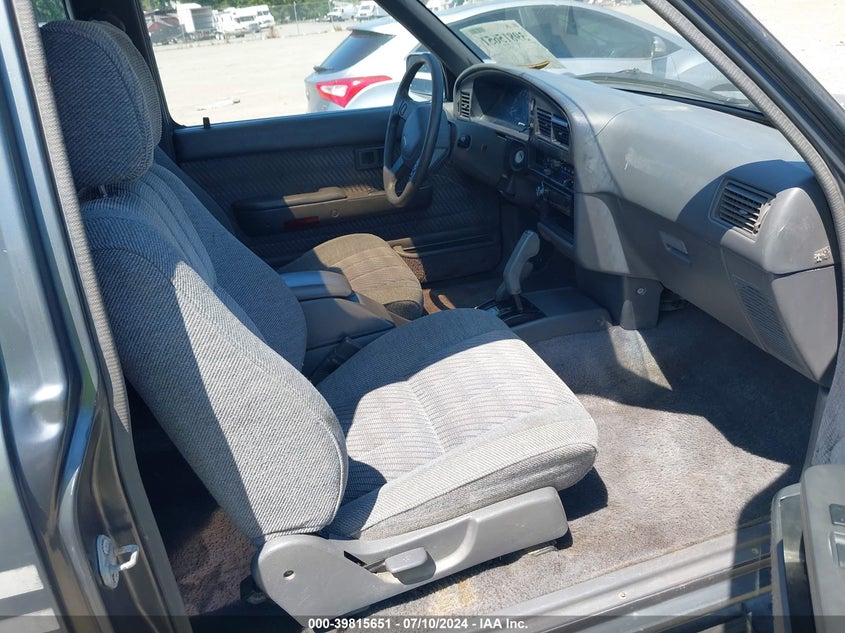 1991 Toyota Pickup 1/2 Ton Ex Long Whlbs Sr5 VIN: JT4VN13G0M5053764 Lot: 39815651