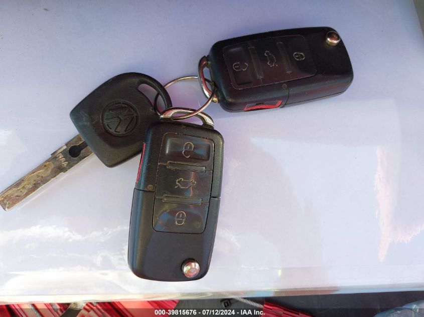 2004 Volkswagen Passat Glx VIN: WVWRH63B54P190617 Lot: 39815676