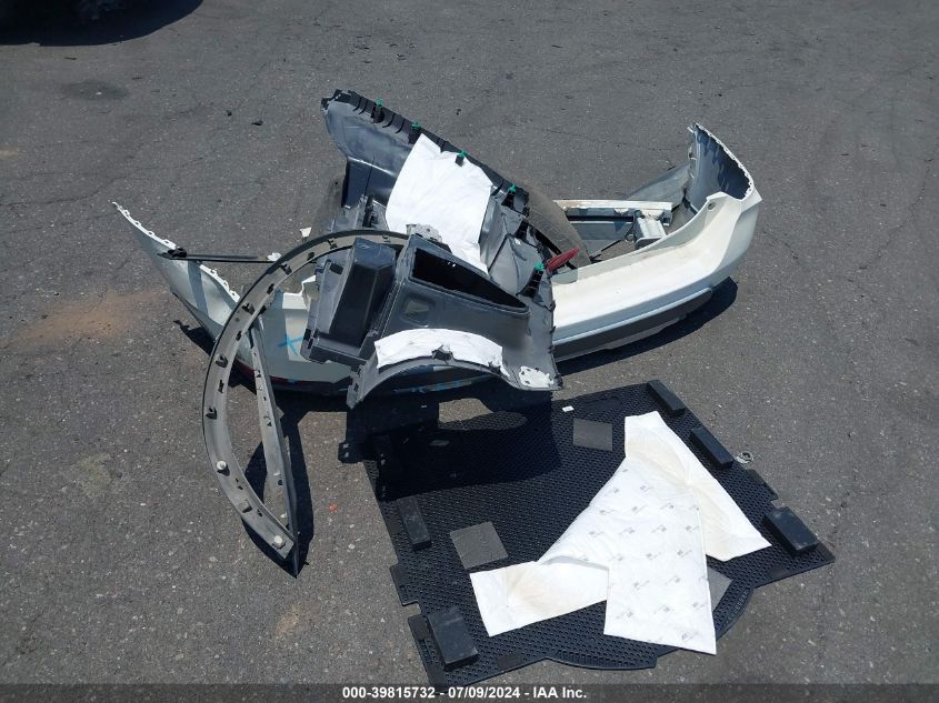 2017 Nissan Rogue S VIN: KNMAT2MT3HP533913 Lot: 39815732