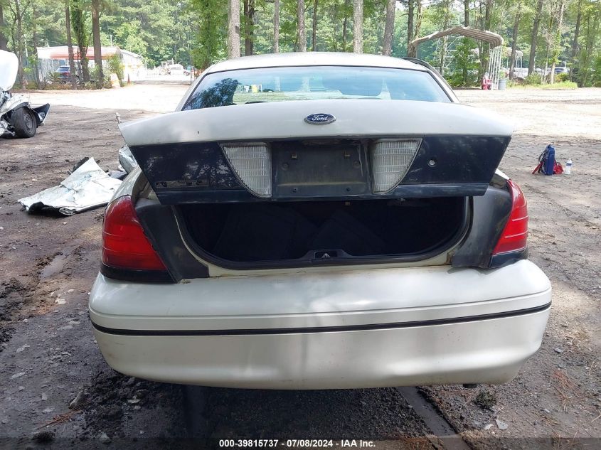 2000 Ford Crown Victoria Police Interceptor VIN: 2FAFP71W5YX109851 Lot: 39815737