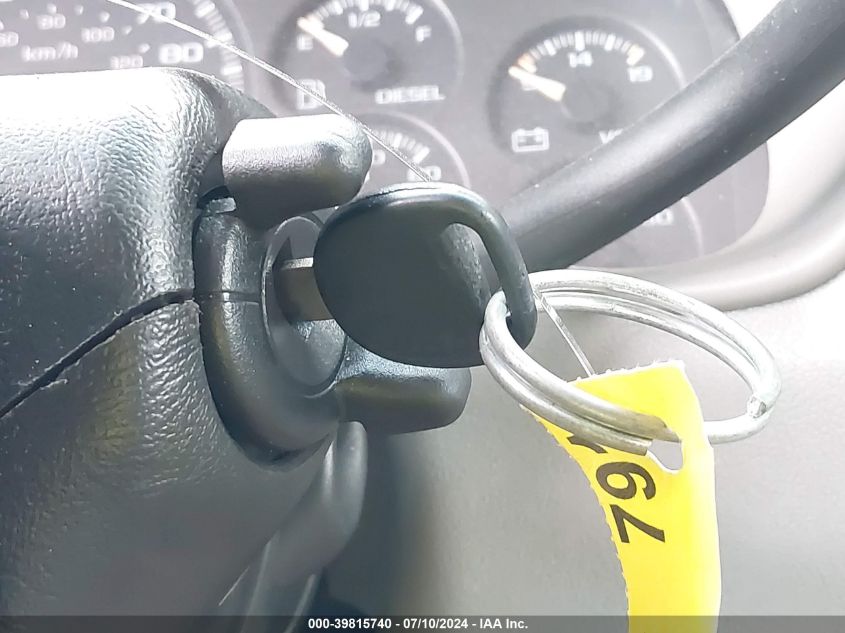 2002 GMC Sierra 2500Hd K2500 Heavy Duty VIN: 1GTHK29102E138857 Lot: 39815740