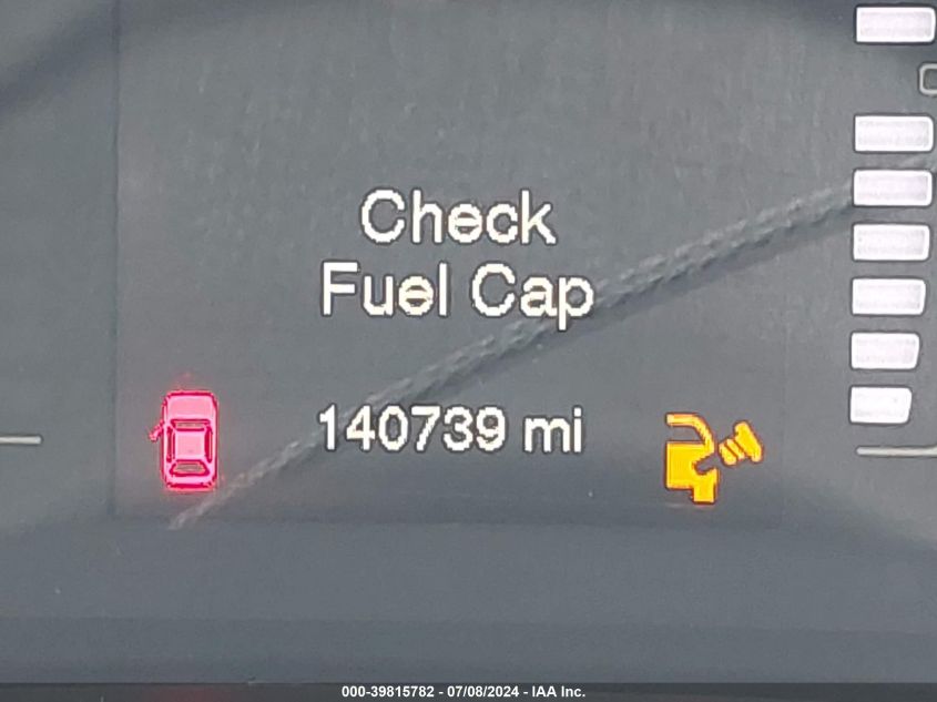 2015 Jeep Cherokee Latitude VIN: 1C4PJLCB0FW642623 Lot: 39815782