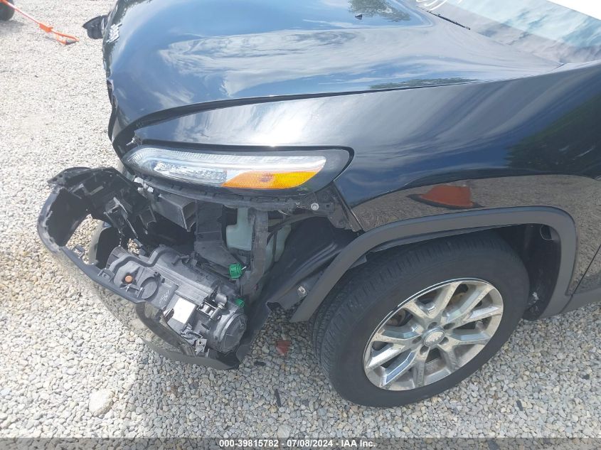 2015 Jeep Cherokee Latitude VIN: 1C4PJLCB0FW642623 Lot: 39815782