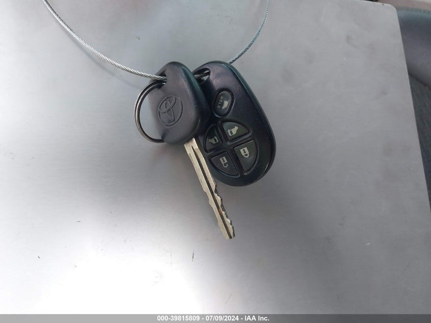 2013 Toyota Sienna Se 8 Passenger VIN: 5TDXK3DC5DS383872 Lot: 39815809