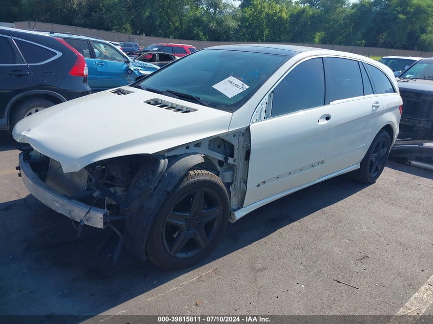 2011 Mercedes-Benz R 350 350 4Matic VIN: 4JGCB6FE5BA117241 Lot: 39815811