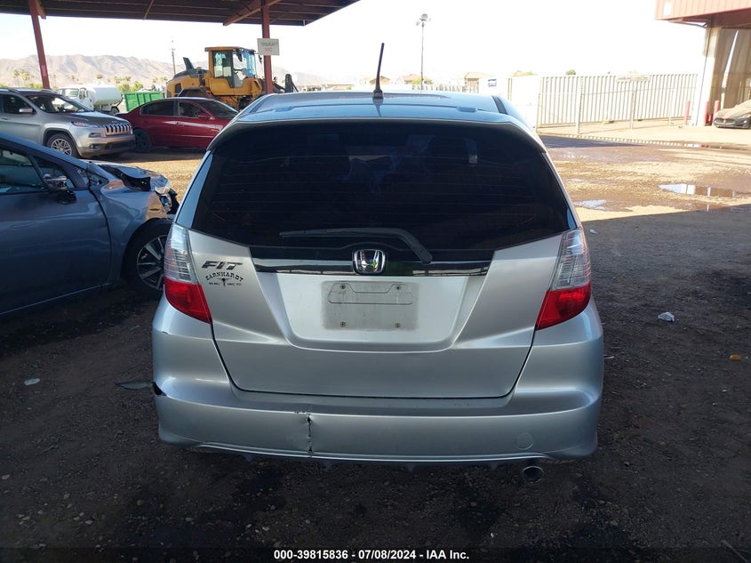 2013 Honda Fit Sport VIN: JHMGE8H52DC039397 Lot: 39815836
