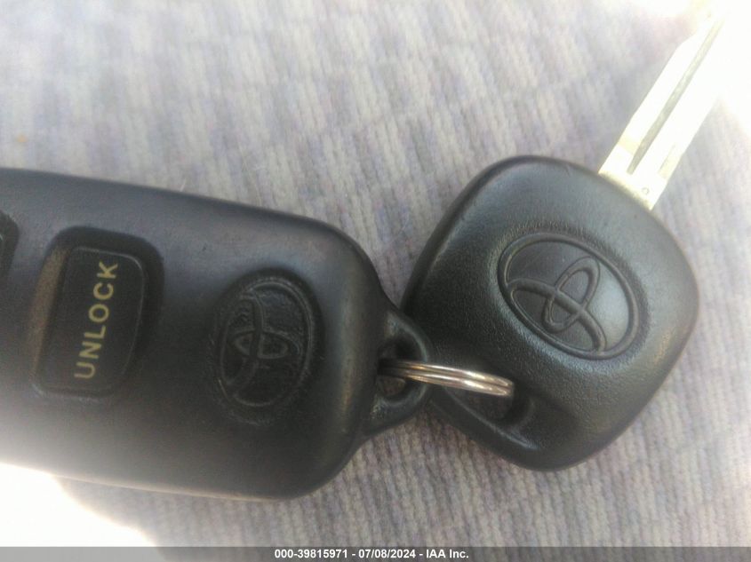 2005 Toyota Corolla Le VIN: 1NXBR32E35Z503882 Lot: 39815971